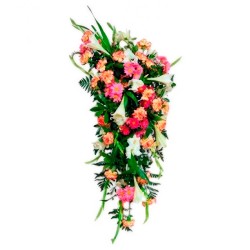 Centro de flores MA-9. Envío urgente de centros de flores a tanatorios. Máxima seriedad, calidad y garantía.