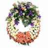 Corona de flores blancas y moradas con gladiolos "Elevación" MC6